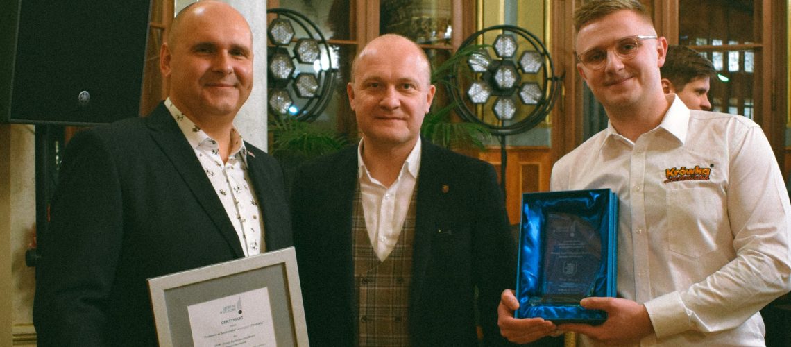 410923293_341773148611899_7967032748284770001_n